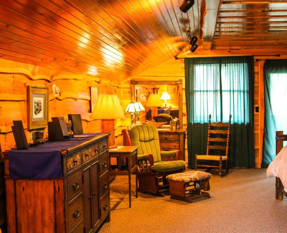 Lake Clear Lodge Exterior foto