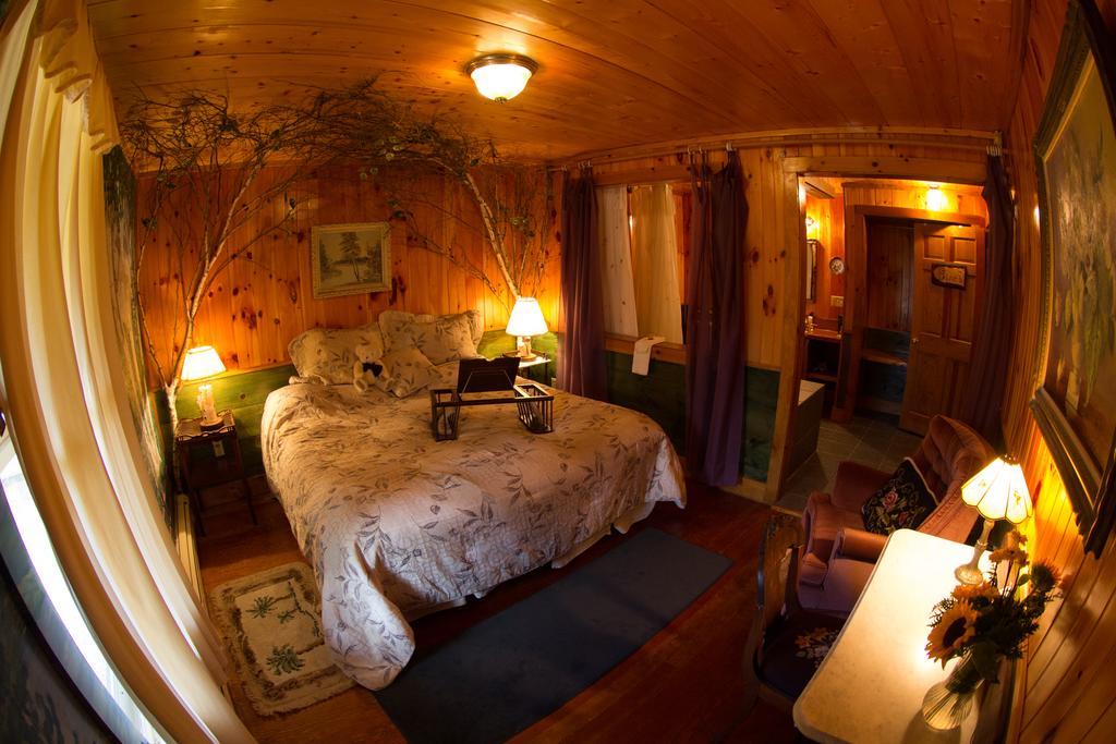 Lake Clear Lodge Exterior foto