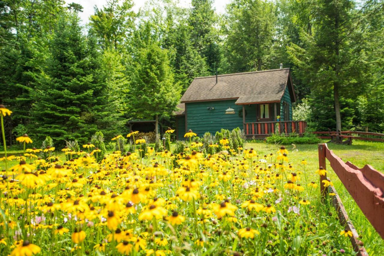 Lake Clear Lodge Exterior foto